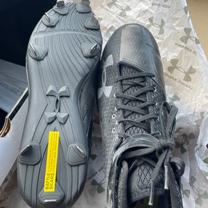 Size 13 Under Armour Metal Baseball Cleats (never worn)