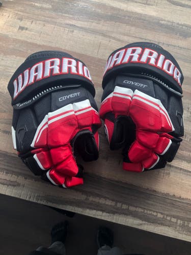 Used Warrior Covert QRE10 Gloves 13"