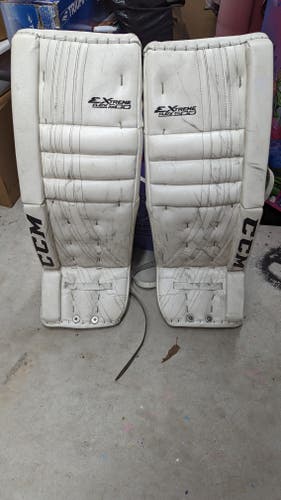 Used 33" CCM Extreme Flex 500 Goalie Leg Pads
