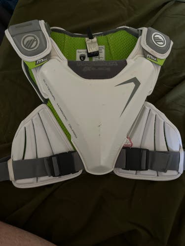 Used Large Maverik MAX EKG Shoulder Pads