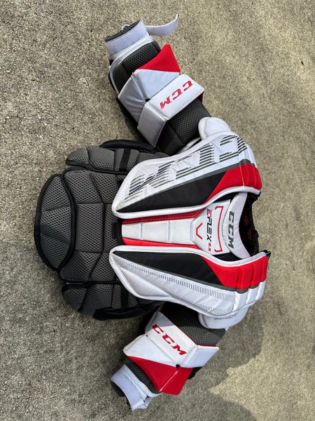 CCM EFLEX 5.5 Goalie Chest Protector
