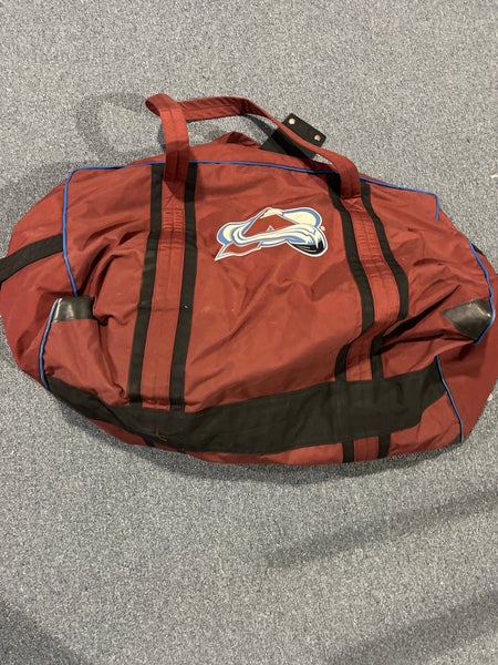 Lightly Used Colorado Avalanche JRZ Player Bag A30
