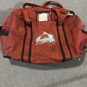 Lightly Used Colorado Avalanche JRZ Player Bag A30