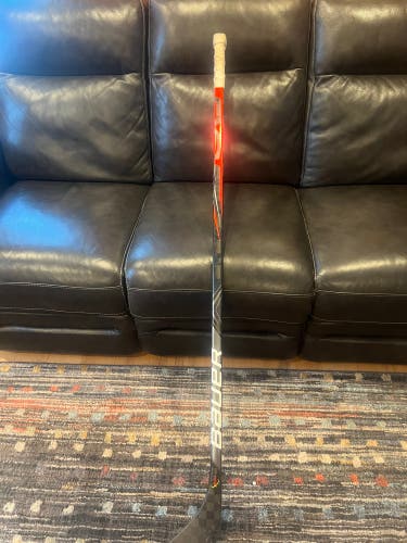 Used Right Handed P88 Vapor FlyLite Hockey Stick