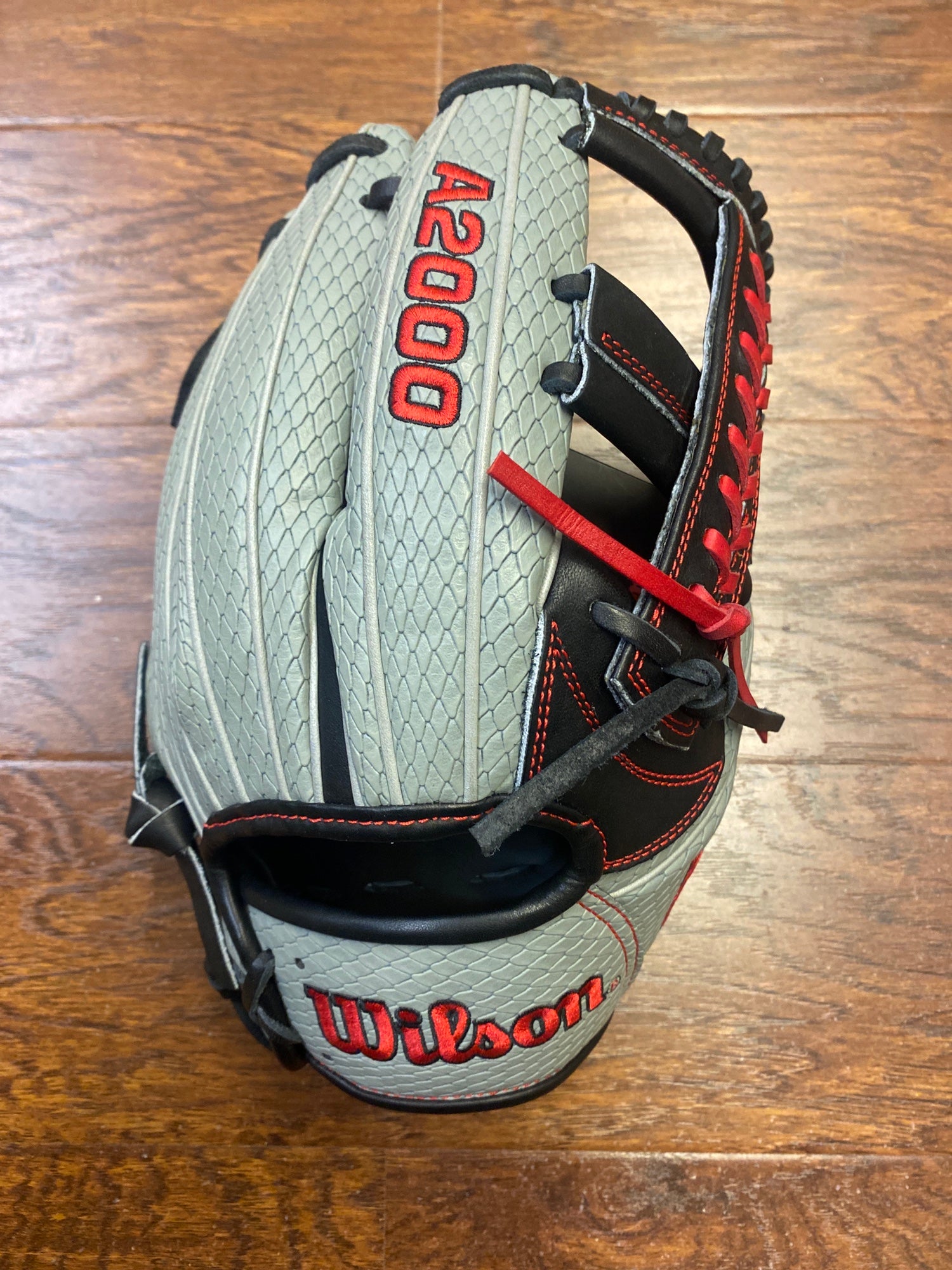 Wilson GOTM - FAN DESIGNED CUSTOM A2000 1787SS BASEBALL GLOVE - JANUARY  2020 - Bagger Sports