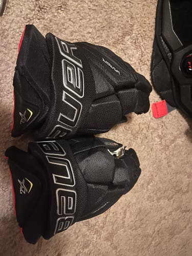 Bauer 13" Vapor 2X Gloves