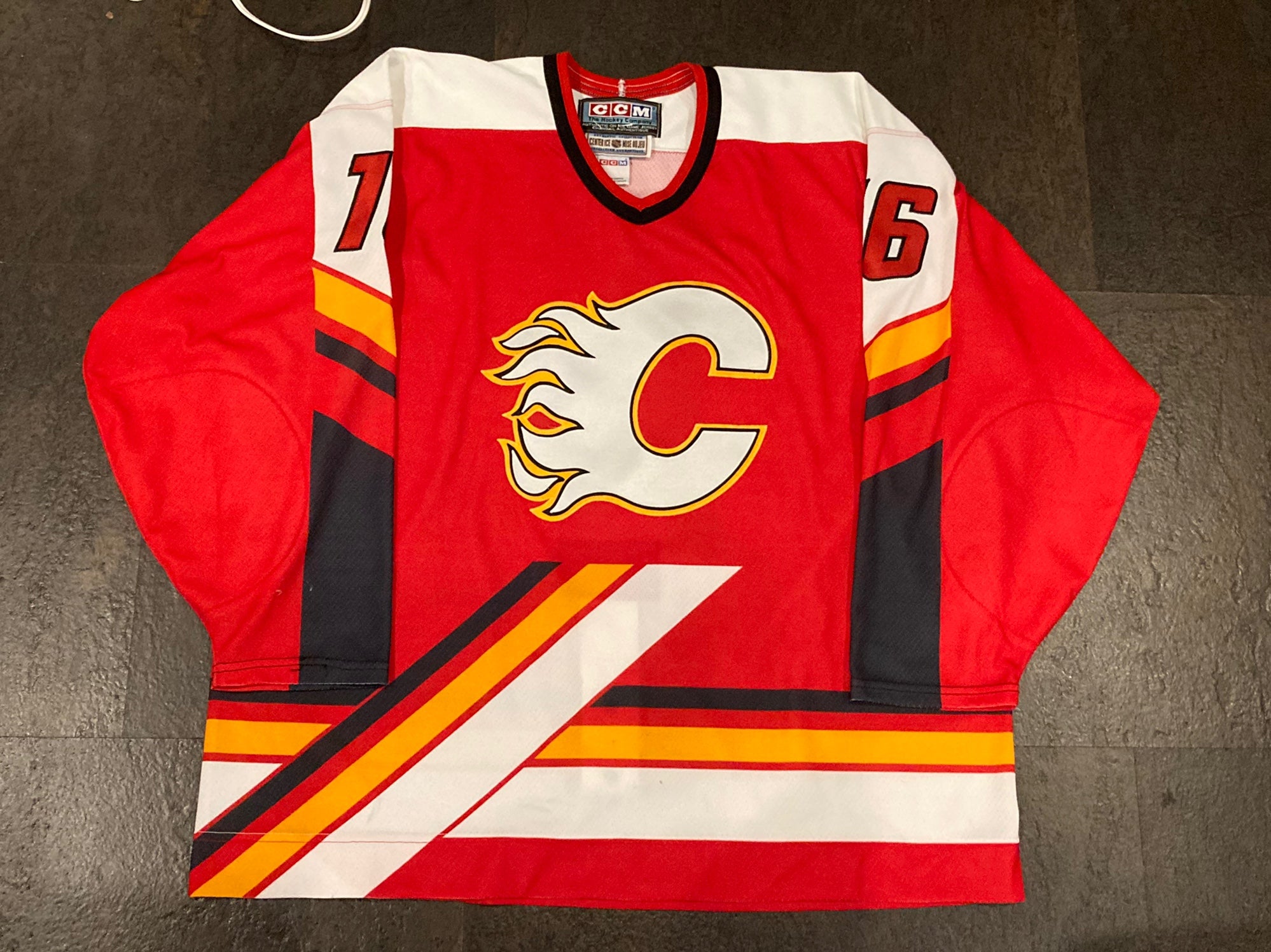 Vintage 1990s Calgary Flames NHL CCM Center Ice Hockey Jersey