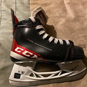 Used CCM Regular Width Size 2.5 JetSpeed FT475 Hockey Skates