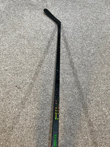 Senior Left Hand Trigger 6 Pro Hockey Stick