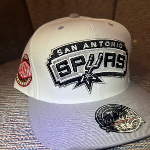 San Antonio Spurs 7 3/8 Mitchell and ness Fitted