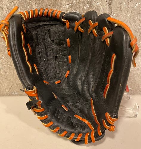 Wilson A1840 Aztec Leather RHT Baseball Glove 12”