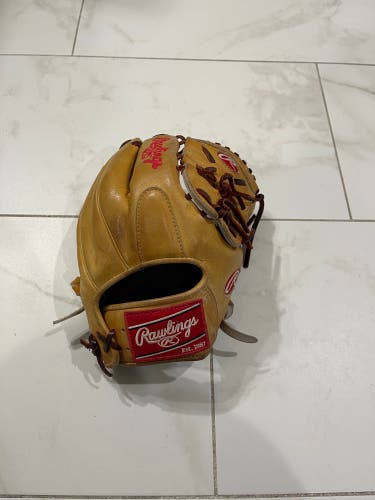 Rawlings 11.75 heart of the hide pitchers glove