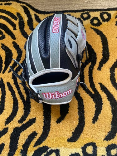 *no trade *Tim Anderson Infield 11.5" A2000 Baseball Glove