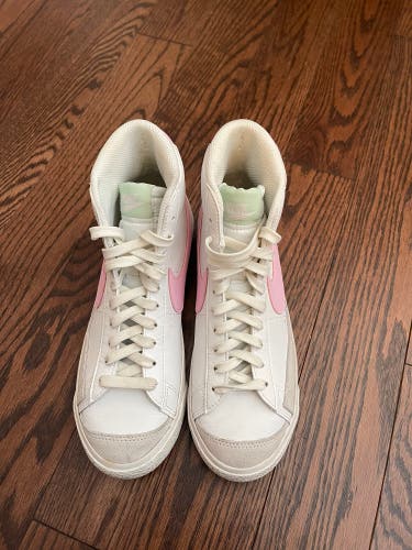Nike Blazer - 6Y