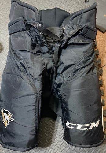 Senior Large CCM HP35 Hockey Pants