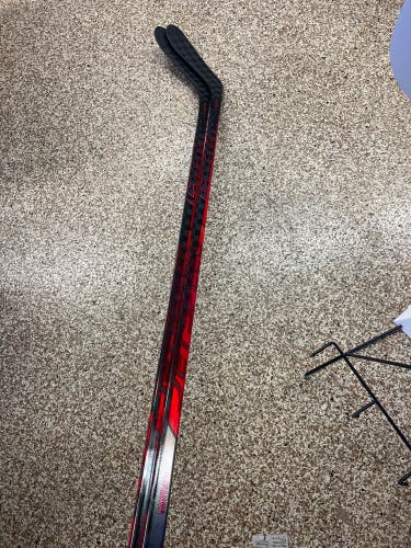 Ccm Jetspeed Ft4 Pro P28 85 Flex Lefties