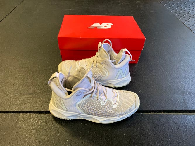 White Adult Used Unisex Turf Cleats New Balance Mid Top Freeze Lx3