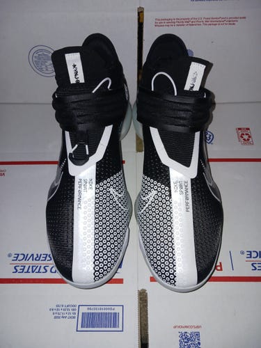 Nike Force Zoom Trout 7 Size 10