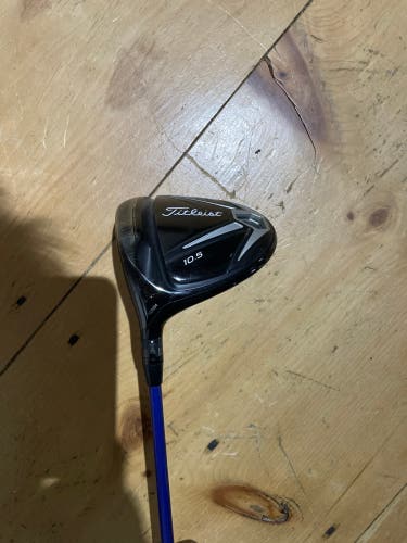 Titelist 915D2 Driver 10.5 R