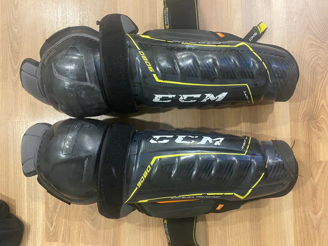 CCM  Tacks 9080 Shin Pads