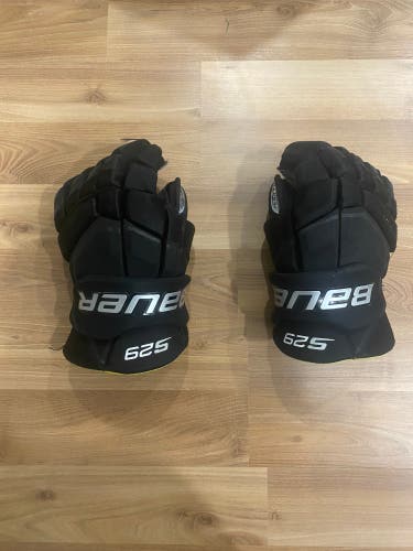 Used Bauer 15"  Supreme S29 Gloves