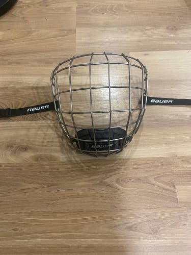 Large Bauer Full Cage Profile III Facemask