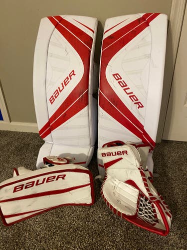 Used Bauer Vapor X700 Goalie Pads blocker and trapper