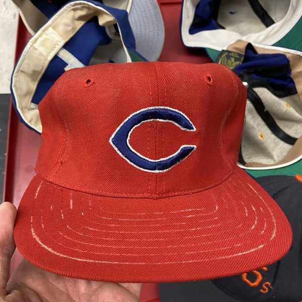 Vintage MLB (The Game)- Chicago Cubs Big Spell-Out Snapback Hat