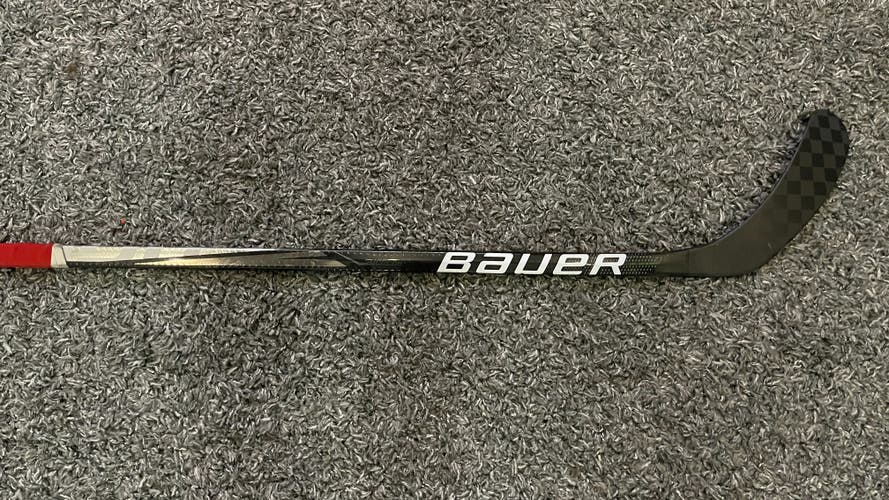 Used Custom Bauer Supreme UltraSonic Hockey Stick (Chrome) P92 50 Flex RH