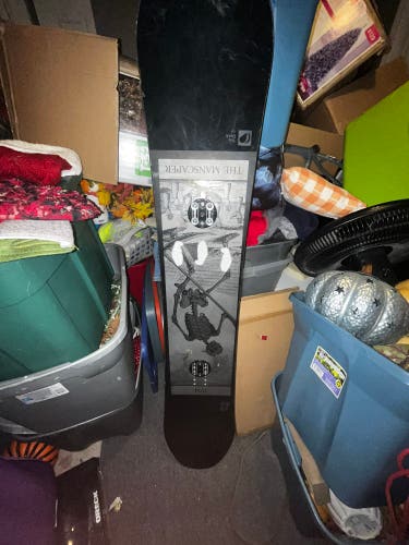 Unisex  Forum Without Bindings Medium Flex True Twin Manscaper Snowboard