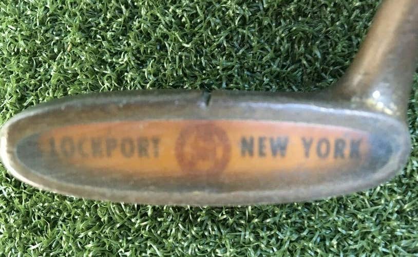 Acculine LOCKPORT NEW YORK Putter / RH / ~32" Steel / Nice Vintage Grip / mm5346
