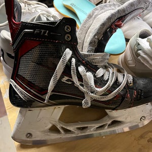 Used CCM Regular Width Size 8.5 JetSpeed FT1 Hockey Skates