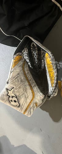 Brains Genetik IV glove