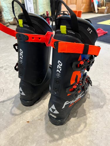 Fischer RC4 Curv GT 130