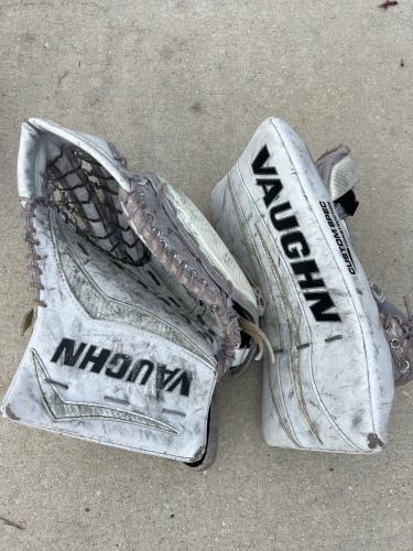 Used Regular Blocker And Glove