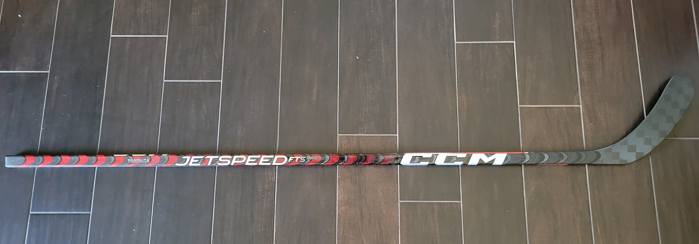 Brand New, Never Used - CCM JetSpeed FT5 Pro Hockey Stick - P88 - RH