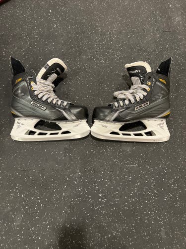 Used Bauer Extra Wide Width  Size 10 Supreme 170 Hockey Skates
