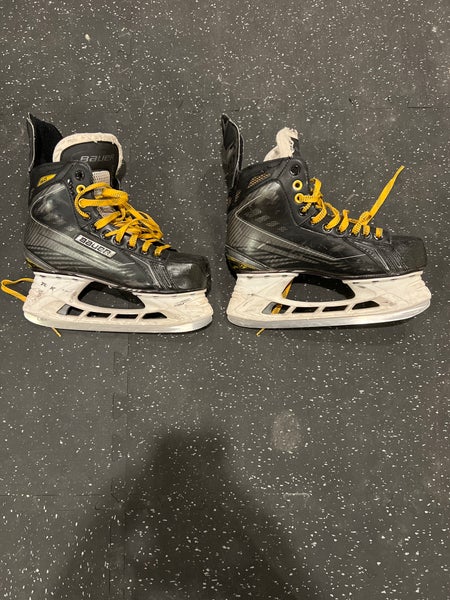 Used Bauer Regular Width Size 6 Supreme 160 Hockey Skates