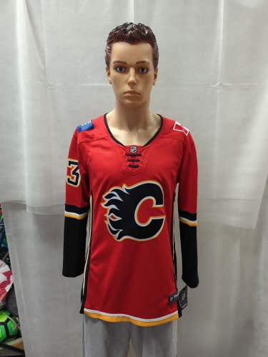 NWT Johnny Gaudreau Womens M Calgary  Flames Fanatics Breakaway Jersey NHL