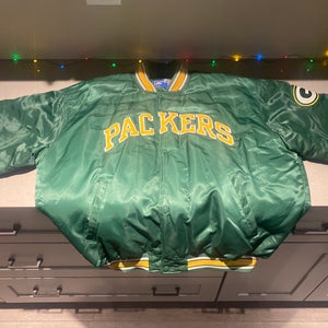 Vintage XXL Green Bay Packers Starter Jacket.