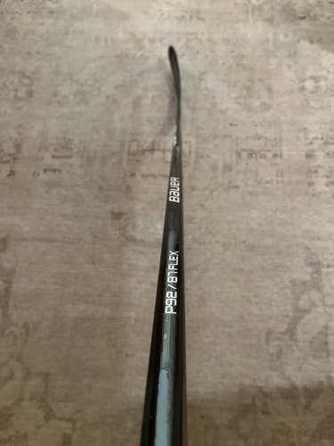 Senior Right Handed P92 Vapor Hyperlite Hockey Stick