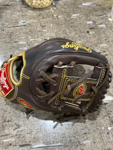 Used Rawlings Right Hand Throw Infield Gold Glove Baseball Glove 11.5"