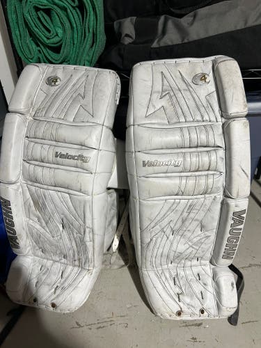29" Vaughn Velocity V4 Goalie Leg Pads