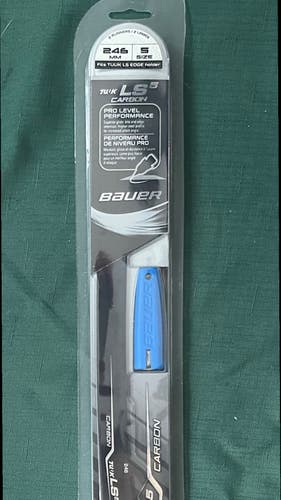 New Bauer Tuuk  LS5 246 size 5 Edge Carbon Steel Runners
