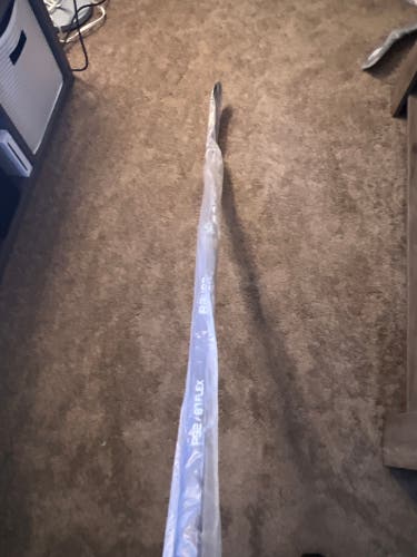 Senior Left Hand P92 87Flex New Never Used Vapor Hyperlite Hockey Stick
