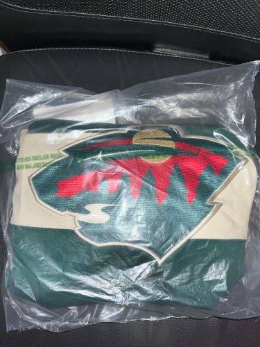 New Youth Large/Extra Large Fleury Jersey