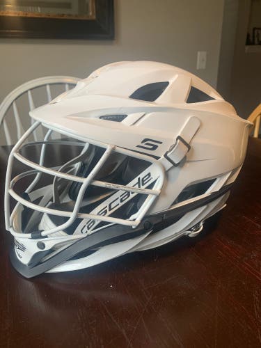 PRICED TO SELL**PERFECT CONDITION * Youth Cascade S