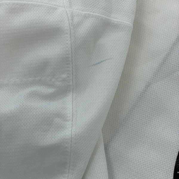 Used White Adidas MIC LA Kings Practice Jersey, Size 58, Strand #71