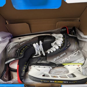 Senior New Bauer Vapor Hyperlite Hockey Skates Size 8.5 Fit 2