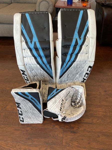 WHL Pro Stock CCM EFLEX 4 Goalie Pads, Glove, and Blocker - 34+2